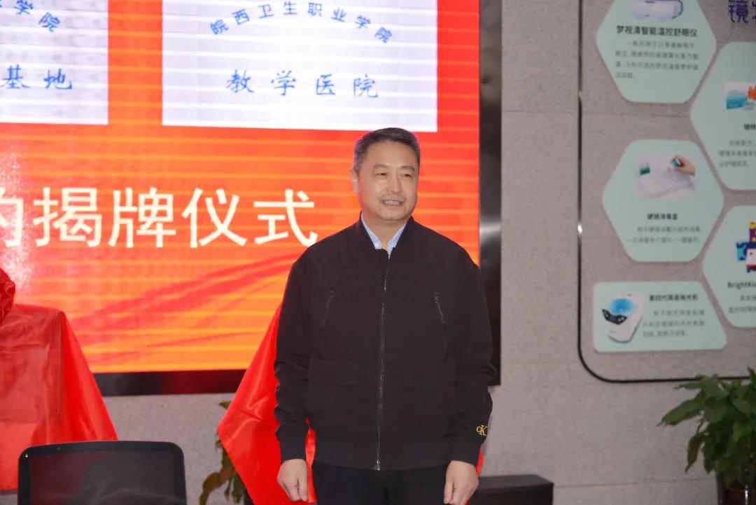 ballbet������(�й�)����ɭ����