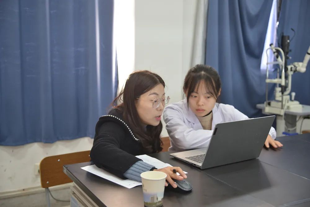 ballbet������(�й�)����ɭ����