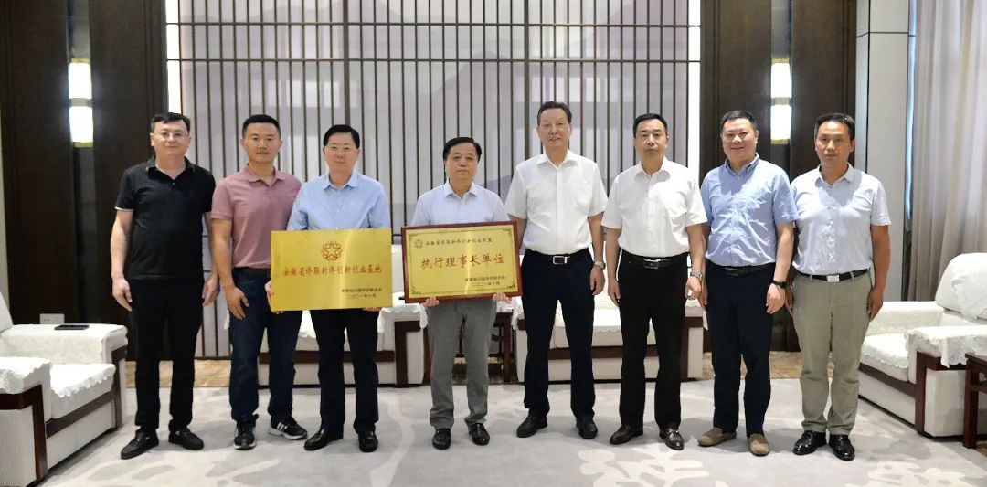 ballbet������(�й�)����ɭ����