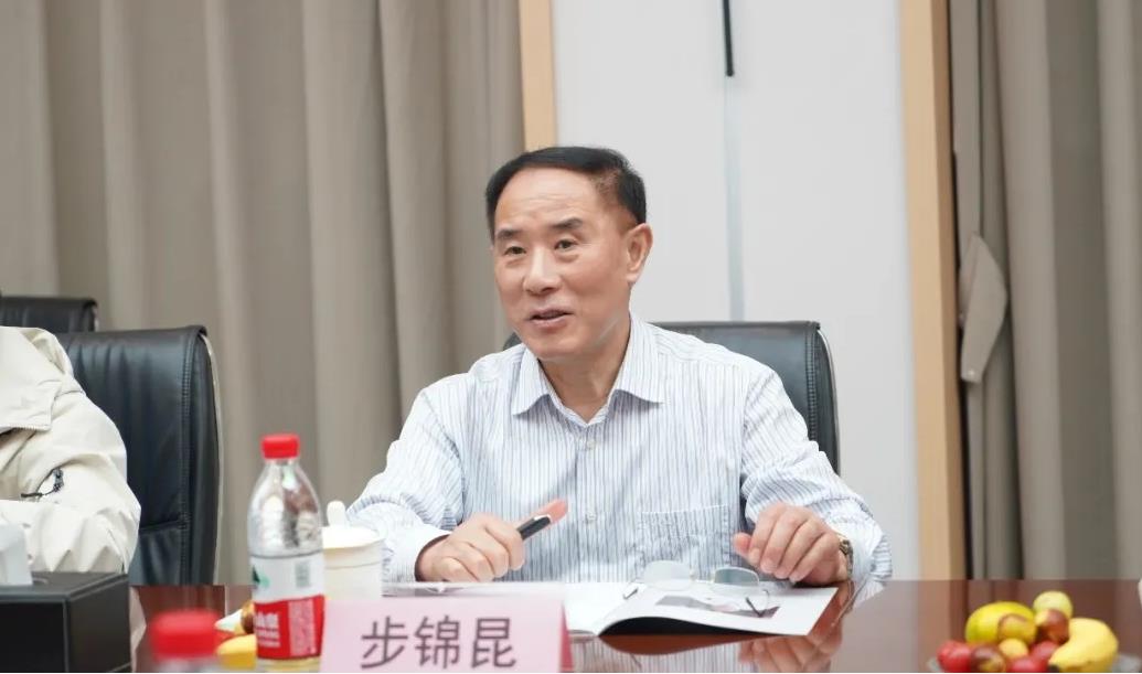 ballbet������(�й�)����ɭ����